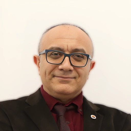 Prof. Dr. Hakan UŞAKLI