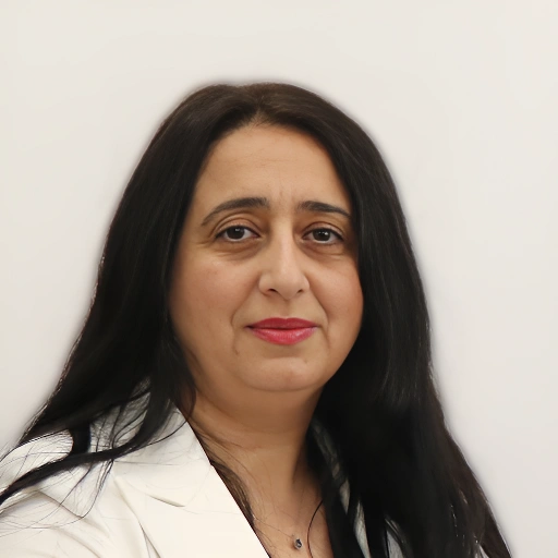 Prof. Dr. Aynur ÇÖL